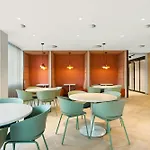 By Marriott Amsterdam Schiphol Airport Aparthotel