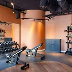 By Marriott Amsterdam Schiphol Airport Aparthotel 4*