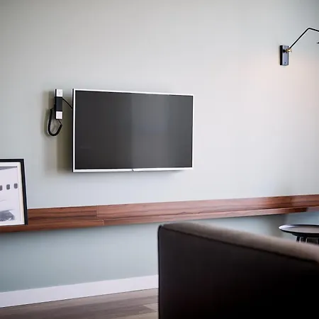 Corendon Amsterdam Schiphol Airport Ξενοδοχείο με διαμερίσματα 4*