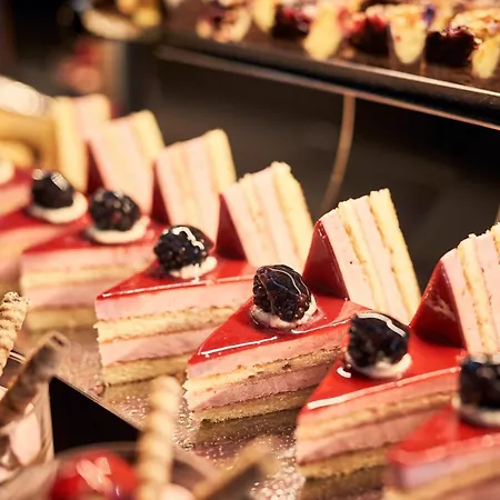 Ξενοδοχείο με διαμερίσματα Corendon Amsterdam Schiphol Airport 4*