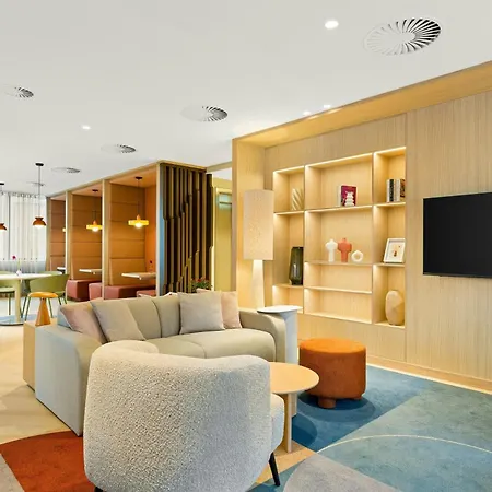 By Marriott Amsterdam Schiphol Airport