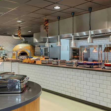 By Marriott Amsterdam Schiphol Airport