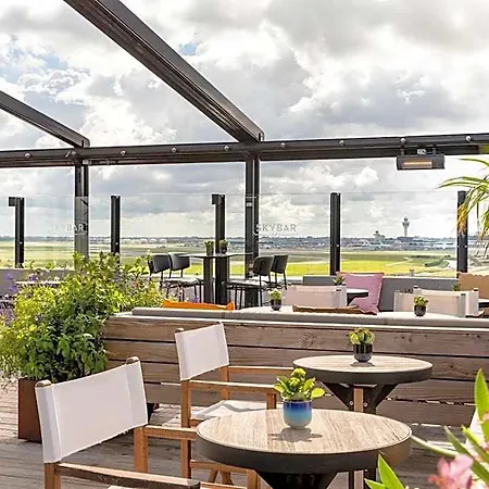 By Marriott Amsterdam Schiphol Airport