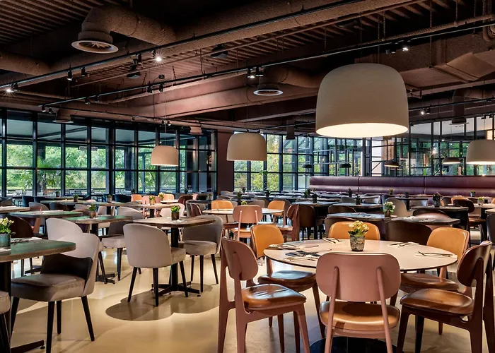 Апарт-отель By Marriott Amsterdam Schiphol Airport