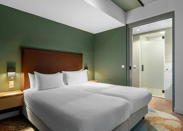 By Marriott Amsterdam Schiphol Airport