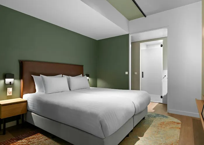 By Marriott Amsterdam Schiphol Airport