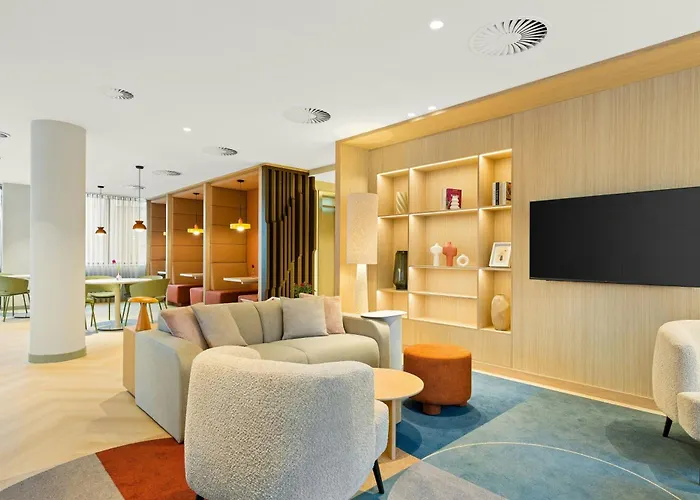 By Marriott Amsterdam Schiphol Airport