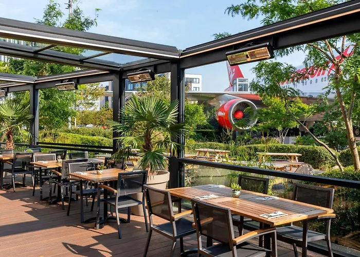 By Marriott Amsterdam Schiphol Airport