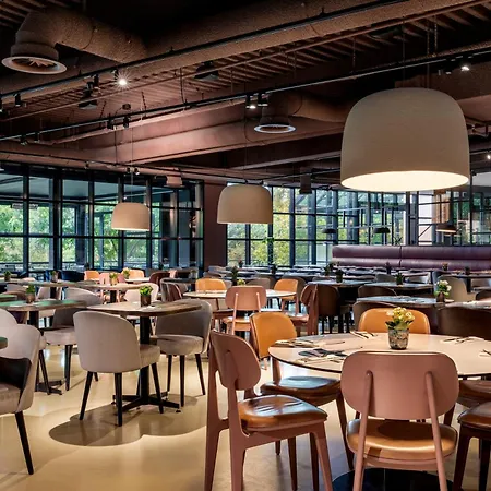 Aparthotel By Marriott Amsterdam Schiphol Airport