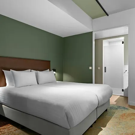 By Marriott Amsterdam Schiphol Airport
