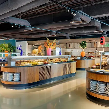 By Marriott Amsterdam Schiphol Airport Badhoevedorp