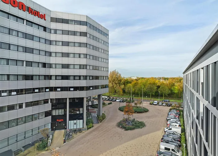 By Marriott Amsterdam Schiphol Airport Aparthotel