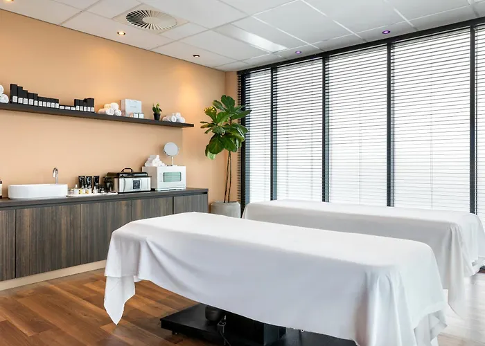 By Marriott Amsterdam Schiphol Airport 4* Badhoevedorp