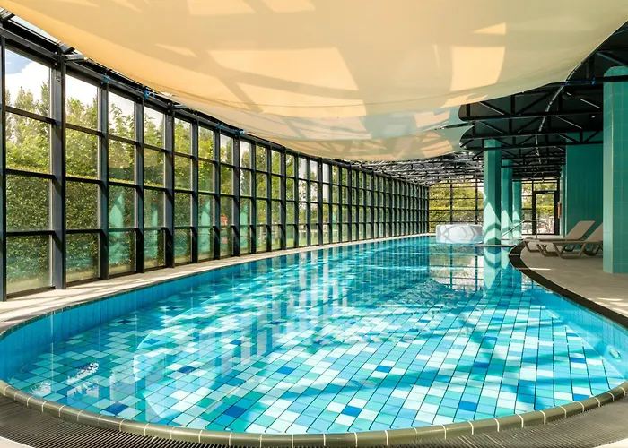 Aparthotel By Marriott Amsterdam Schiphol Airport 4*