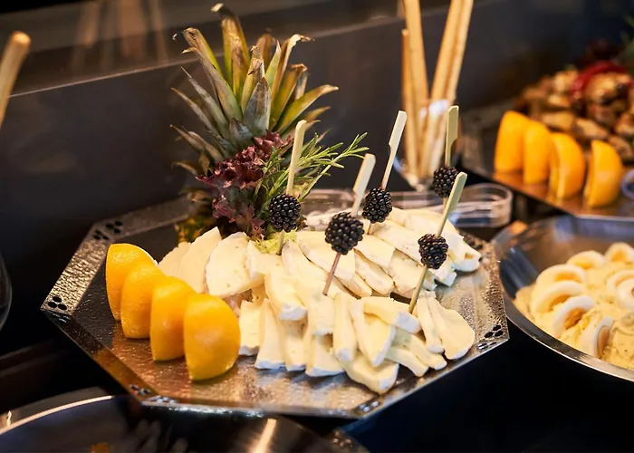 By Marriott Amsterdam Schiphol Airport