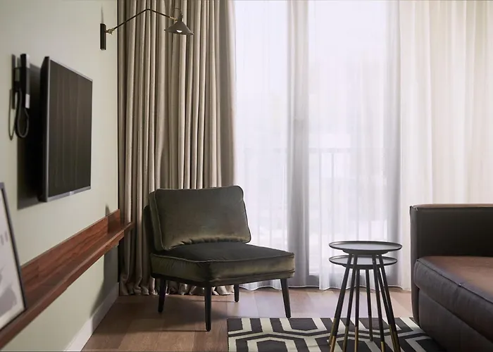 By Marriott Amsterdam Schiphol Airport